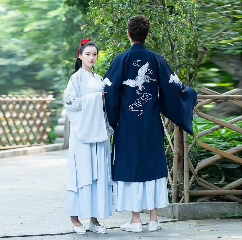 

Chinese traditional Hanfu New improved red-crowned crane embroidered cloak swordsman style couple CP student troupe lovers