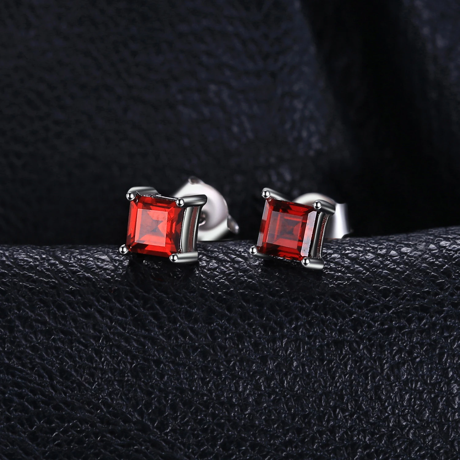 Jewelrypalace Принцесса Cut Pure Натуральный Красный Гранат 925 Твердые стерлингового серебра ослепительно Серьги шпильки для Для женщин Красивые ювелирные изделия