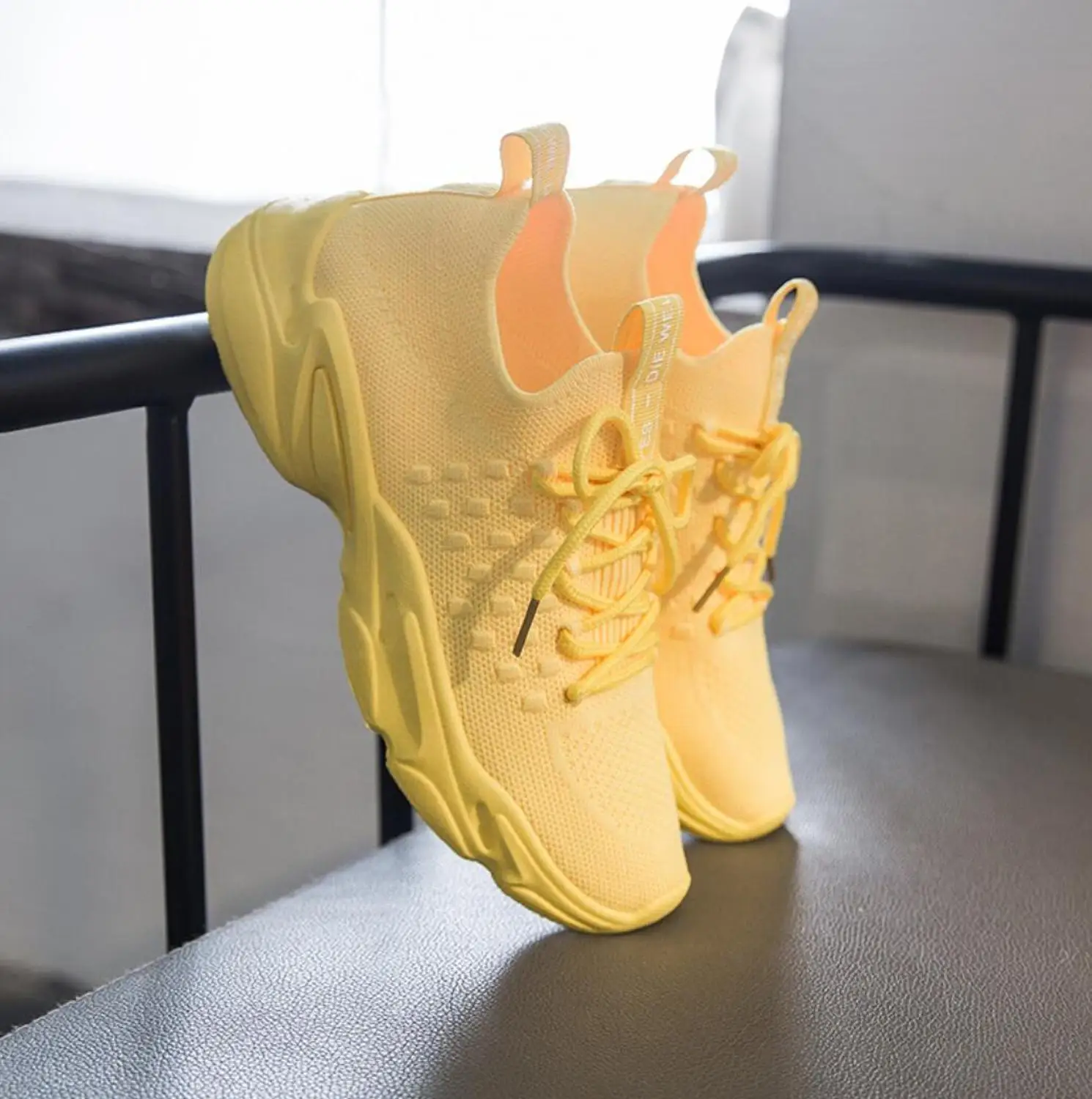 

2020 Fashion Sneakers Women Flats Shoes Summer Breathable Mesh Casual Shoes Woman lace-up loafers Flats Ladies Shoes zapatillas