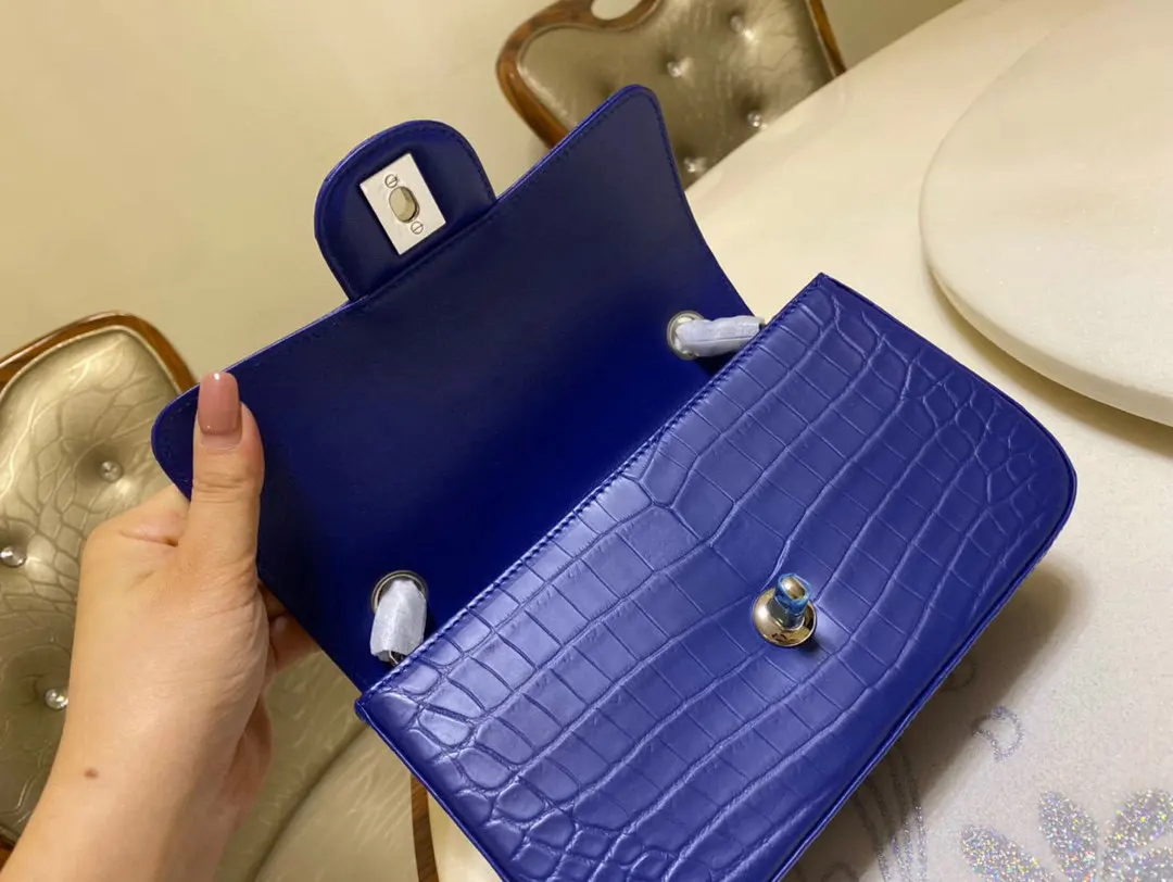 

2021 Luxury Women Genuine Leather Handbags Ladies Retro Elegant Shoulder Messenger Bag Crocodile Leather Handmade Womans Bags