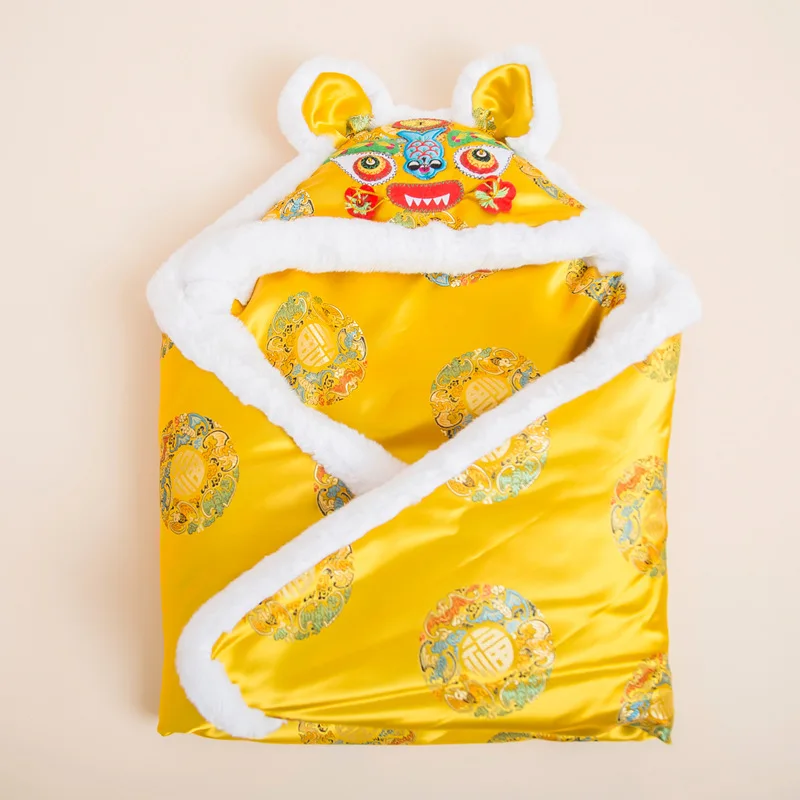 Yellow Embroidery Blanket for Newborn Babys Spring Summer Baby Blanket China Traditional Embroidery Baby Blanket for Birthday