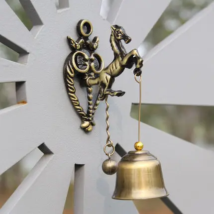 Металлический дверной звонок в виде животного, Ностальгический ежедневный подарок, колокольчики ветра, домашний Настенный декор, железный колокольчик