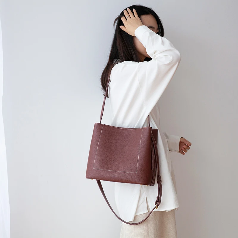 Женская сумка мессенджер VENOF из натуральной кожи с большой емкостью элегантная