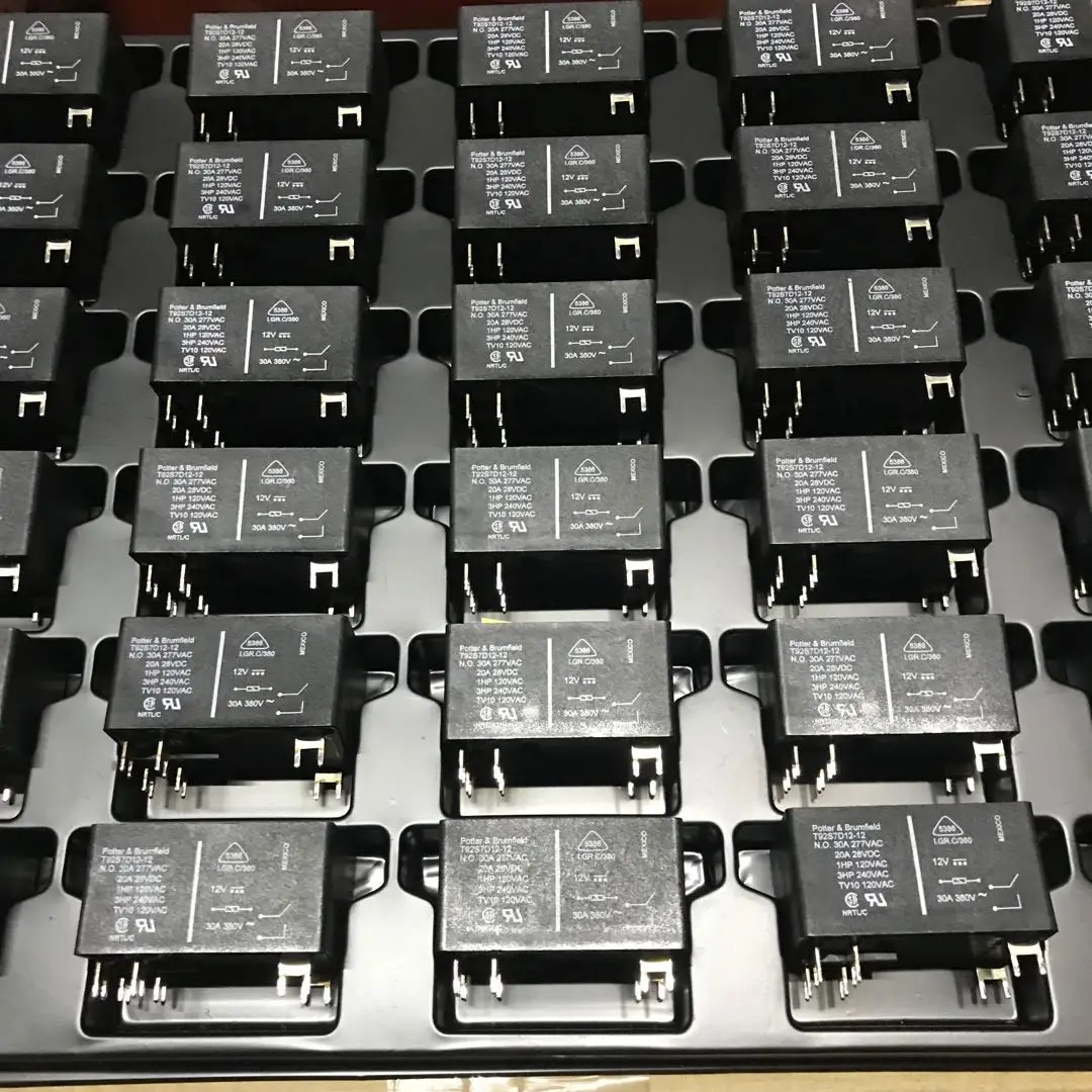 

T92s7d12-12 6-pin relay hf92f 012d-2a11s