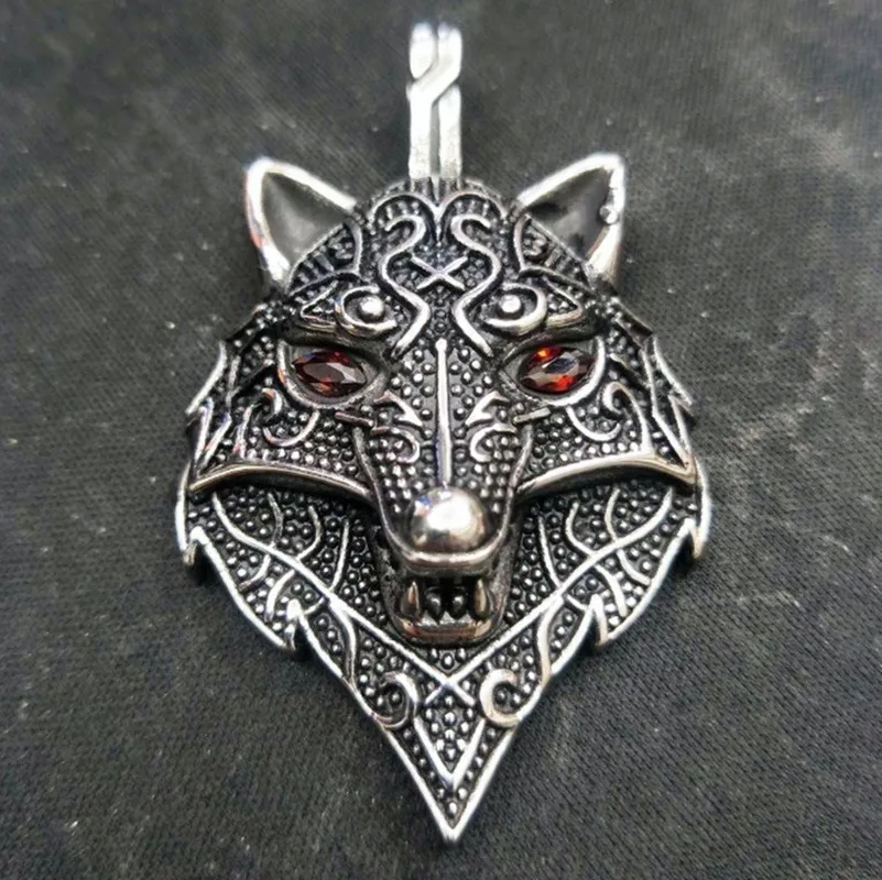 Мужское ожерелье из нержавеющей стали с подвеской в виде головы волка красными