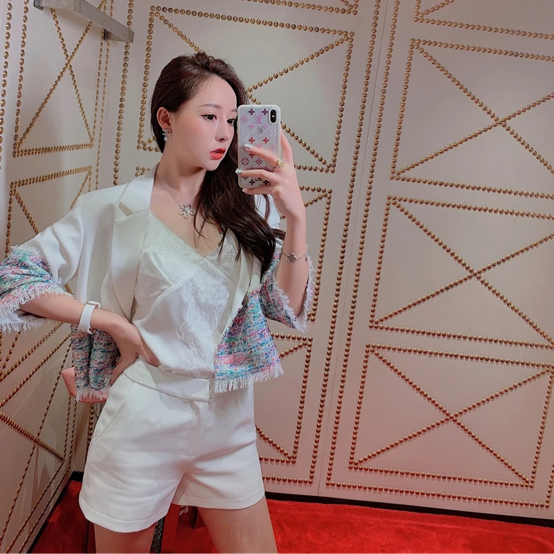 

New series mobile suit small sweet wind restoring ancient ways lapel suit and white shorts joker