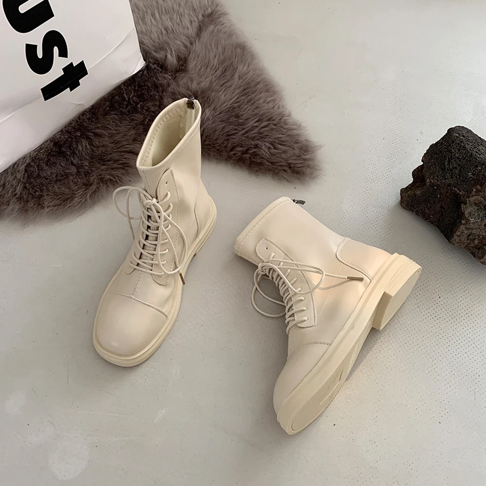 

2021 Autumn New Locomotive Boots Female British Style Retro Thick Heel Short Boots Simple Fashion Women Boots Ankle Boots