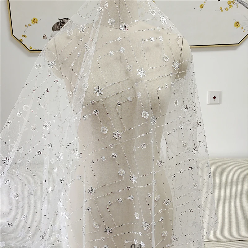 

New Style Wedding Dress Fashion Embroidery Lace Fabric Beaded Sequins Clothing Accessories