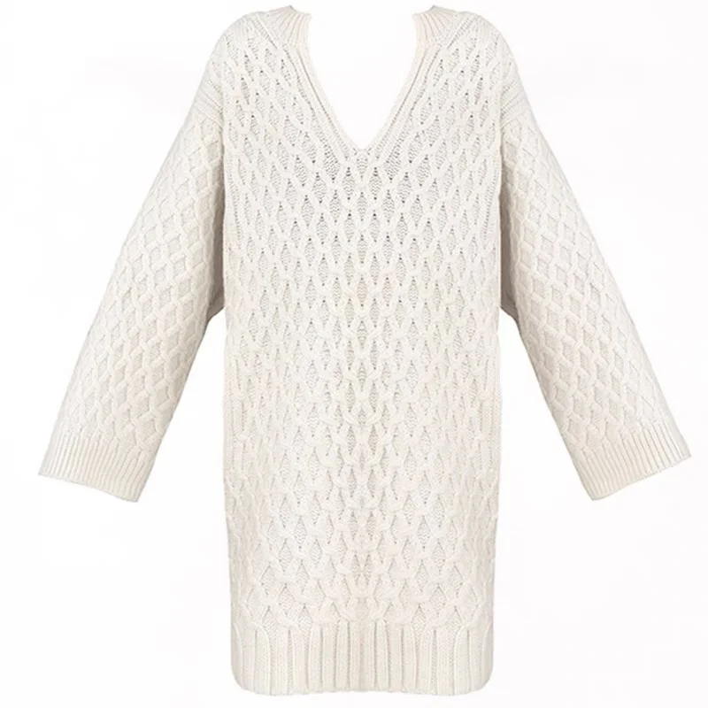 Женское трикотажное платье-свитер средней длины с V-образным вырезом | Женская