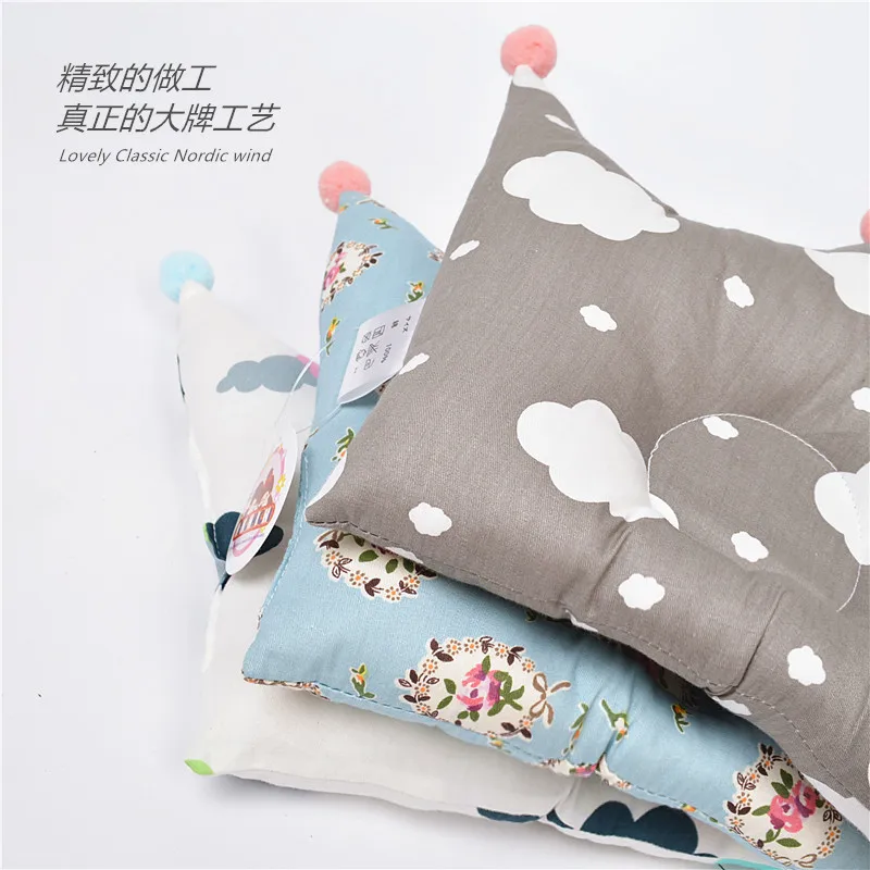 

INS Nordic Shaping Pillow For Newborn Baby Cute Crown Shape Cotton 0-1 Years Old Anti-head Correction Pillow Baby Bedding