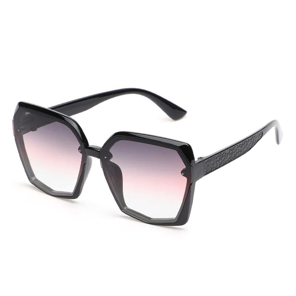 Солнцезащитные очки в большой оправе цвета шампанского | Аксессуары для одежды