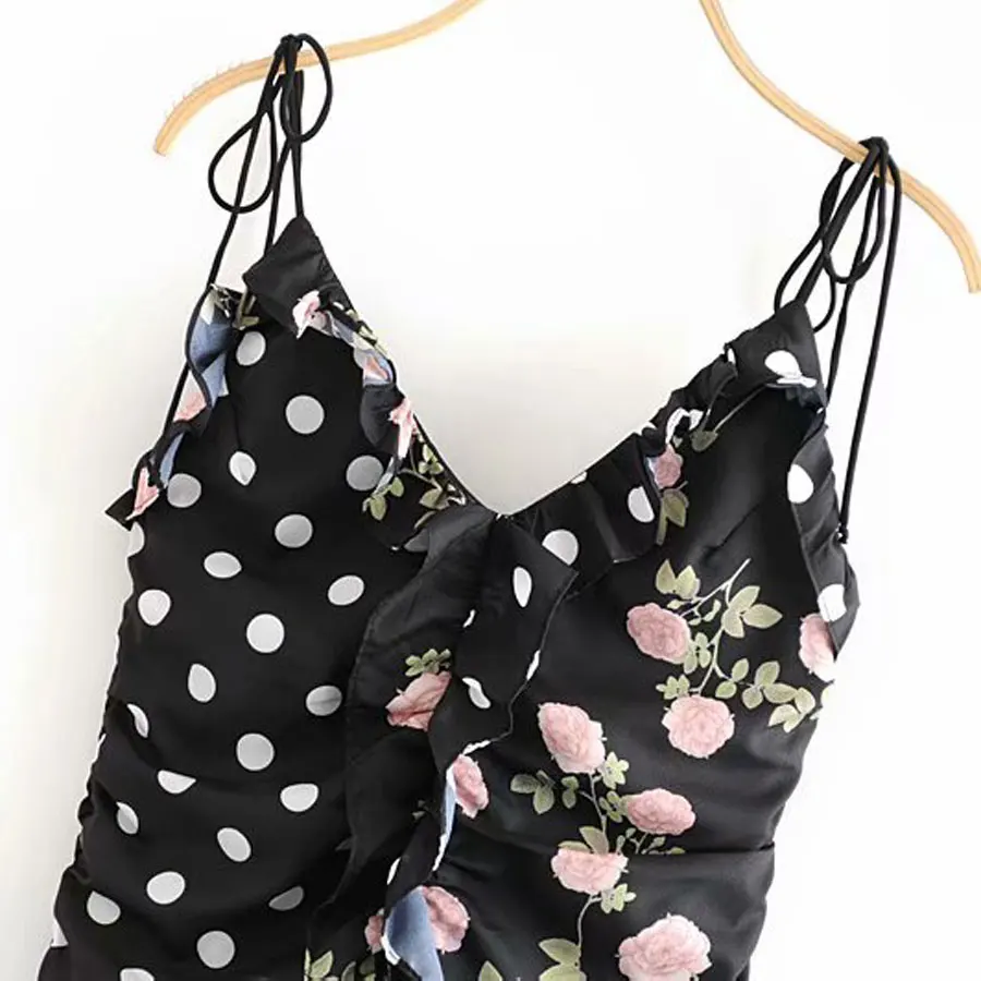 Сексуальное женское платье праздничное и выходное в горошек на бретельках с