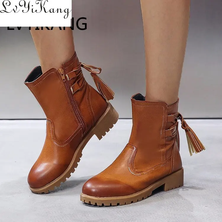 Новинка 2019 зимние ботинки на платформе женская обувь черные мартинсы резиновой