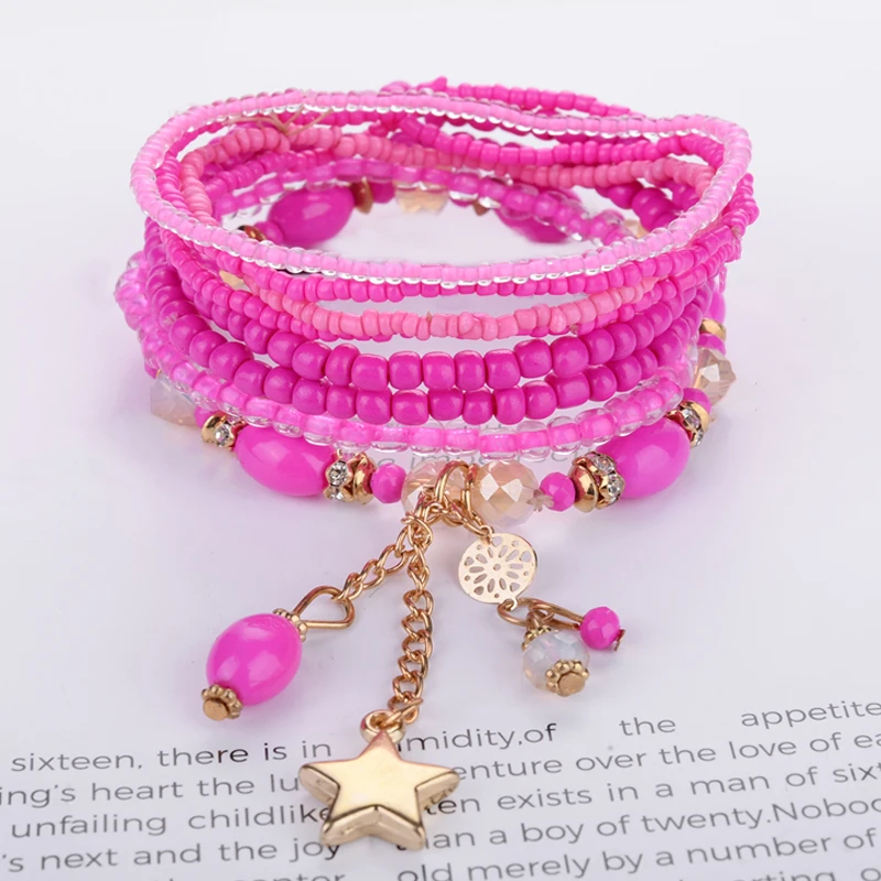 Женский браслет с кисточками в богемном стиле подвеской из бусин и кристаллов |