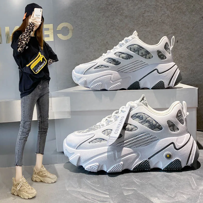 

2021 Spring New Style Women's Shoes Thick Bottomed Korean-style Versatile Dad Shoes Student Running Street Snap Casual Shoes Fas
