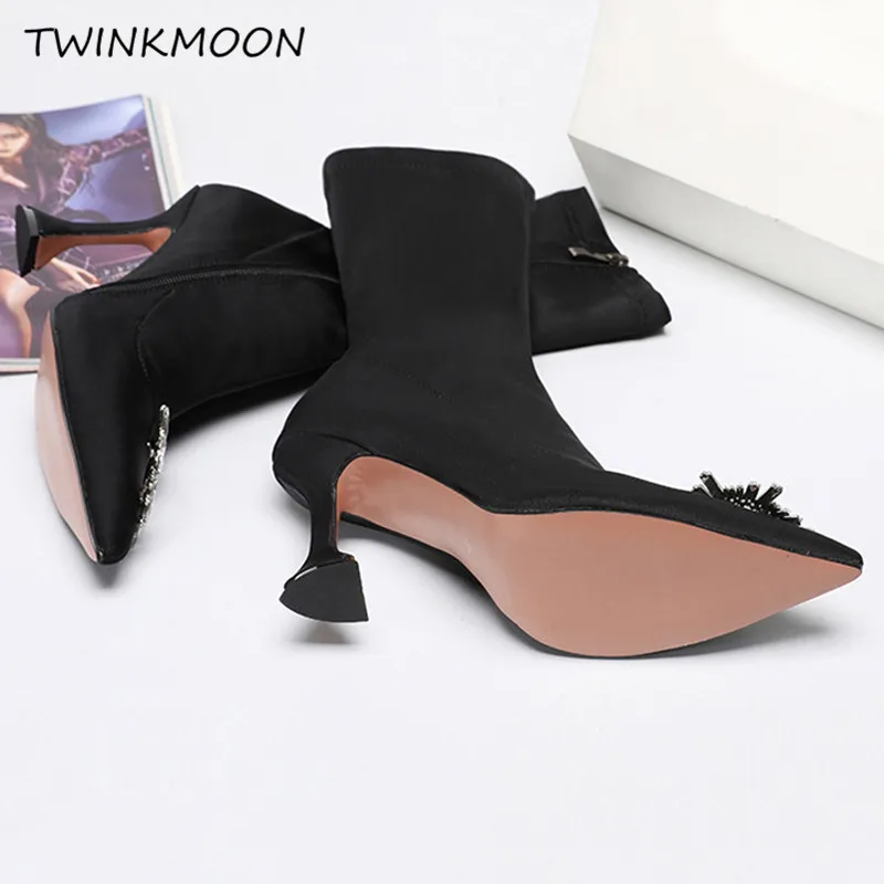 Ботинки с пряжкой со стразами женская обувь цвет черный красный модные