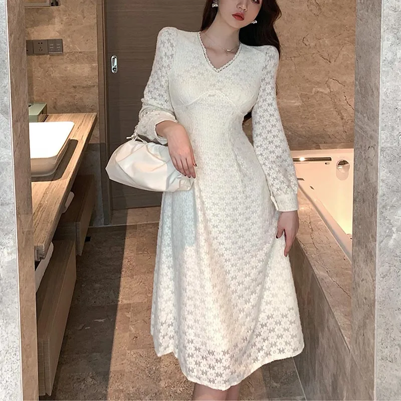 

One-Piece 2021 Korean Style Spring Chic Dress French Fashion V-Neck Temperament Lace Dress Retro Plus Velvet Soft Furry Dresses