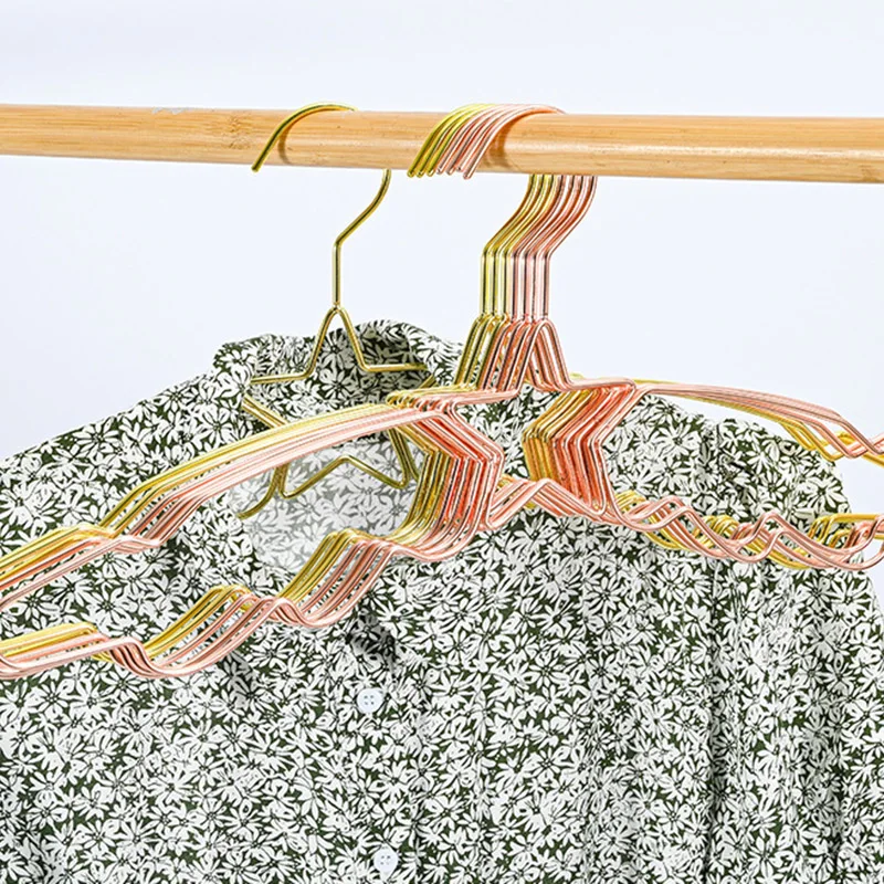 

10 шт., металлические вешалки для одежды