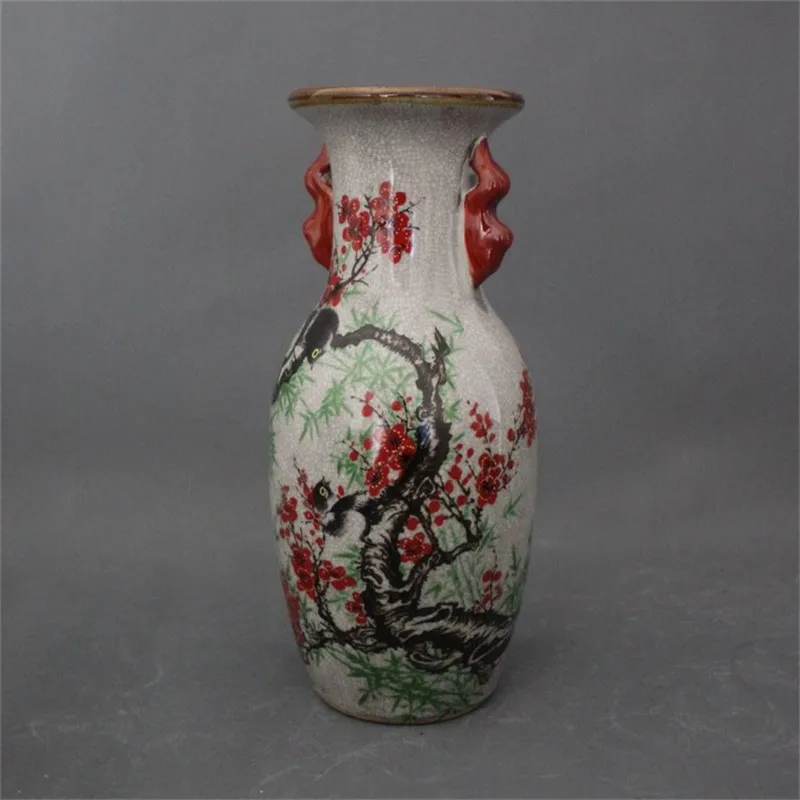 Китайская старая фарфоровая глазурованная ваза с трещинами в виде волшебника и