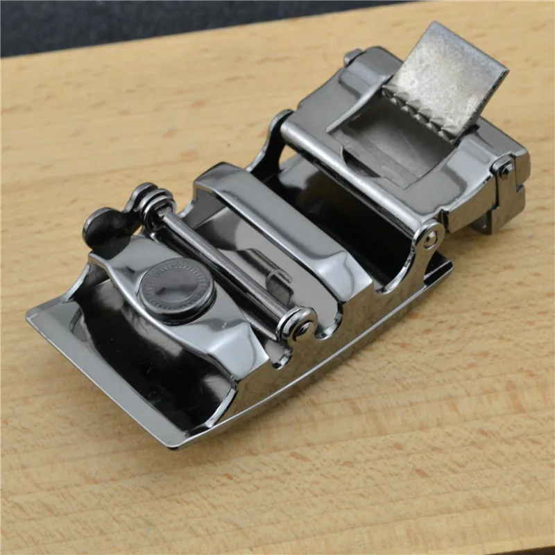 Для мужчин Мужские автоматические механические застежка не содержит каких либо