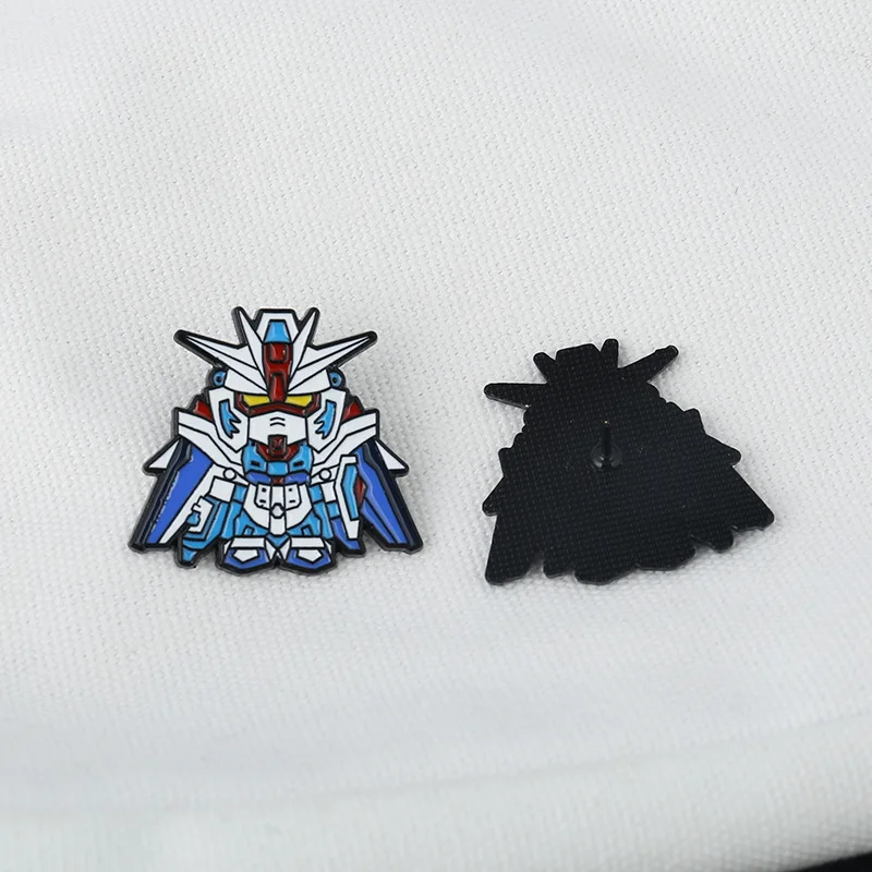 Брошь из металлического сплава с изображением героев мультфильмов