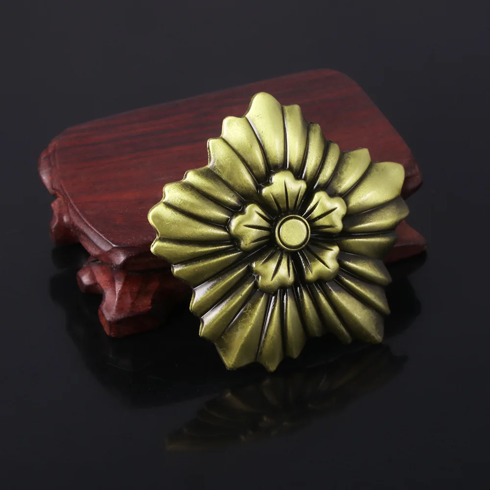 Металлические Значки для косплея Димитреску Бела из деревни жителя игры злых