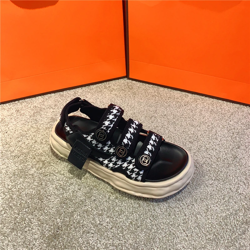 

BAIRUILUN Ladies Outdoor Woman Flat Platform Sandals 2021 Summer Shoes Oman Flat Platform Sandals Women Comfortable Sandalias