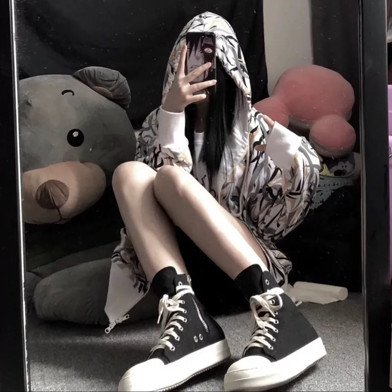 

Japanese Thorns Print Zipper Sweatshirts Women Spring Female Loose Long Slevee Hoodies Harajuku Casual Streetwear Couple Coats