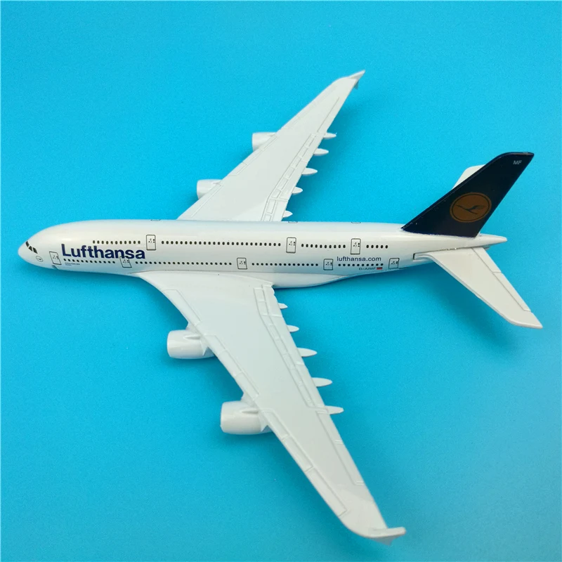 Модель самолета авиакомпании Lufthansa A380 из металлического сплава в масштабе 1:400 16