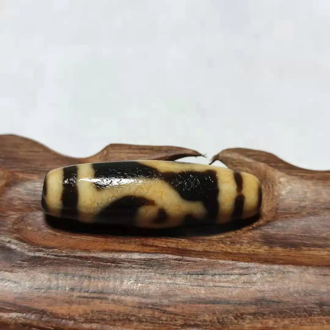 

Tibet Agate DZI Beads High Fat Dark old Black/white Tara Pattern 11*35mm Agate Beads Men&women jewelry DIY Free Shipping