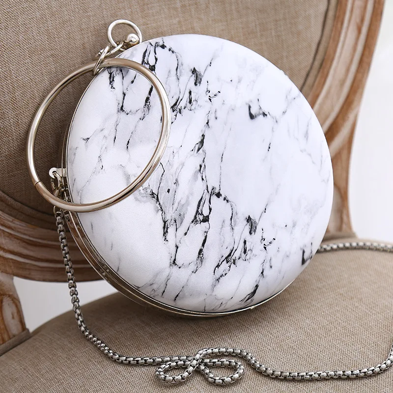 Женская сумка из ПУ кожи с мраморным принтом вечерняя клатч ремешком на руку