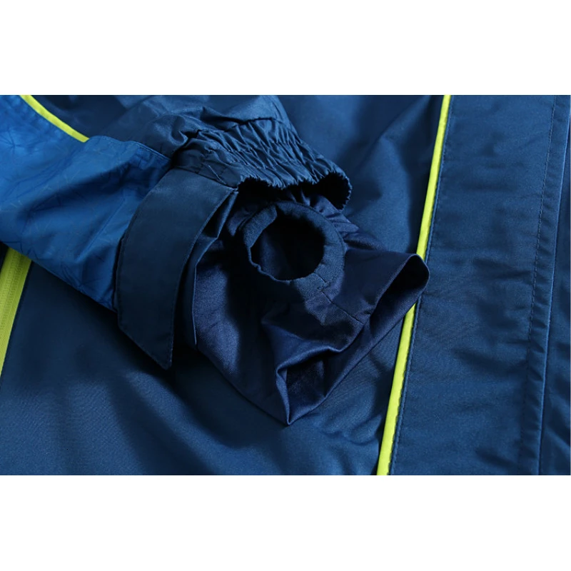 Куртка мужская зимняя с капюшоном на молнии хлопковой подкладкой | Мужская