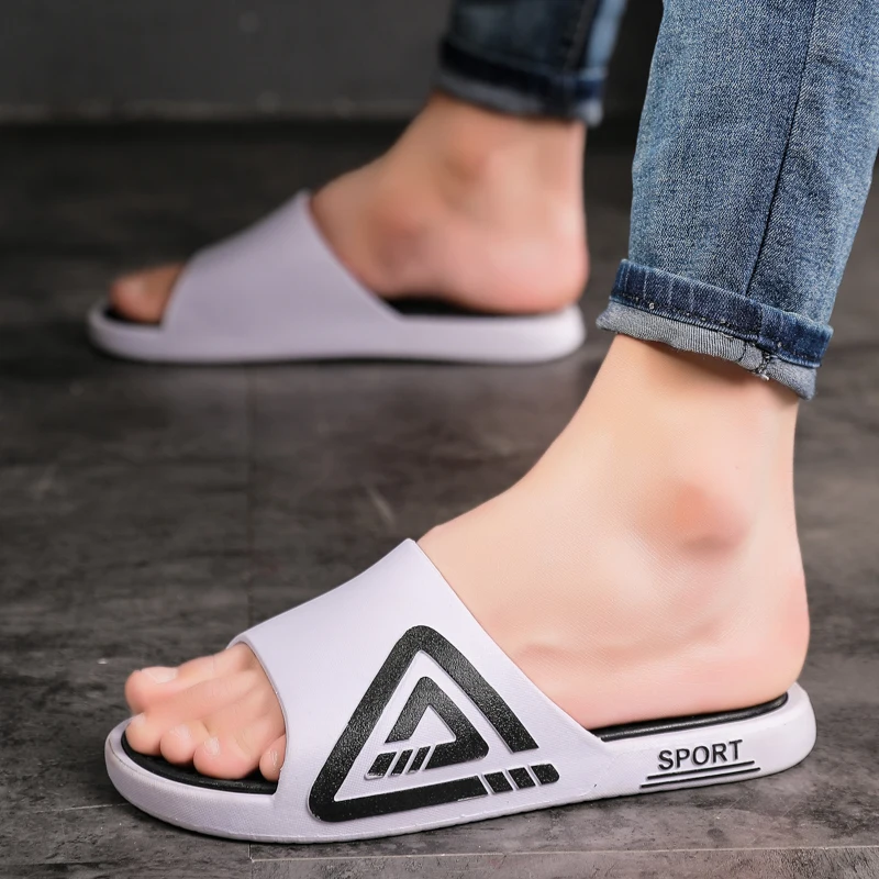 

2021 Hot Sale Men Beach Casual Shoes Soft Bottom Indoor Slippers Man Black Hard-Wearing Male Summer Beach Slippers Size 40-44