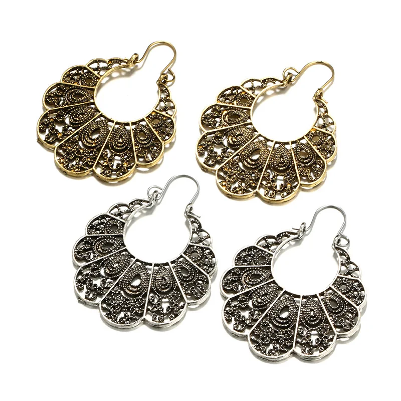 

Simple Spider Web Pattern Carved Water Drop Fan Stud Earrings