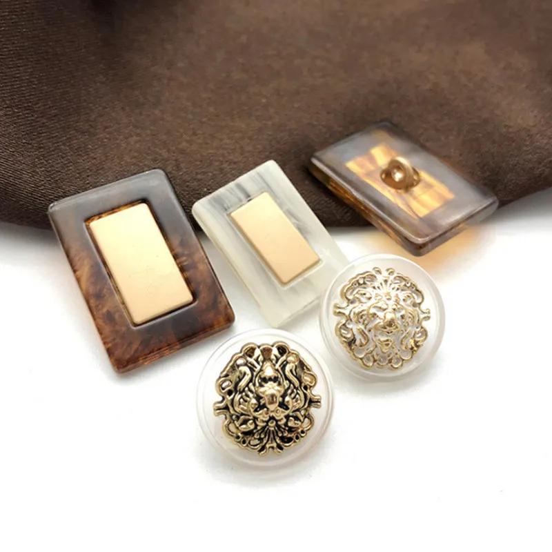 

2 шт/lotRound квадратные металлические пуговицы нерегулярные рубашки манжеты пальто украшения аксессуары Материал одежды HS201011-10