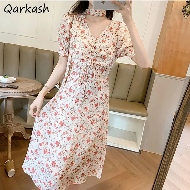 

Женские летние платья в стиле ретро с расклешенными рукавами и V-образным вырезом