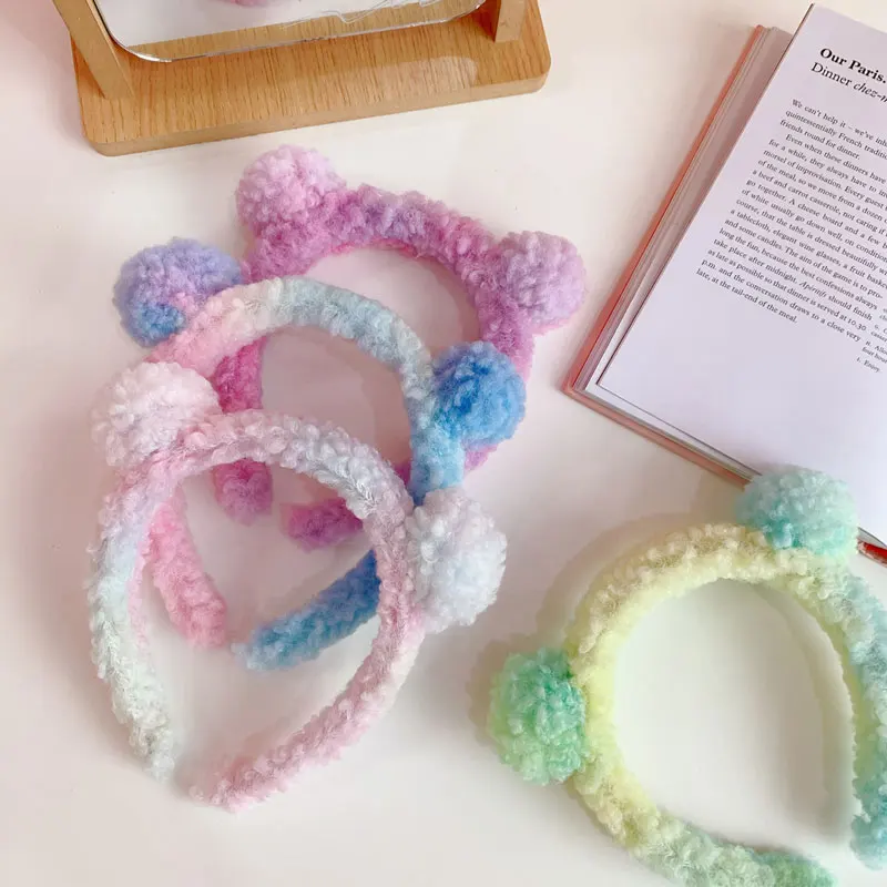

2021 Korea Ball Head Hoop Girls Colorful Gradual Head Hoop Plush Pile Cute Girl Bear Ear Hair Decoration Headdress Accessories
