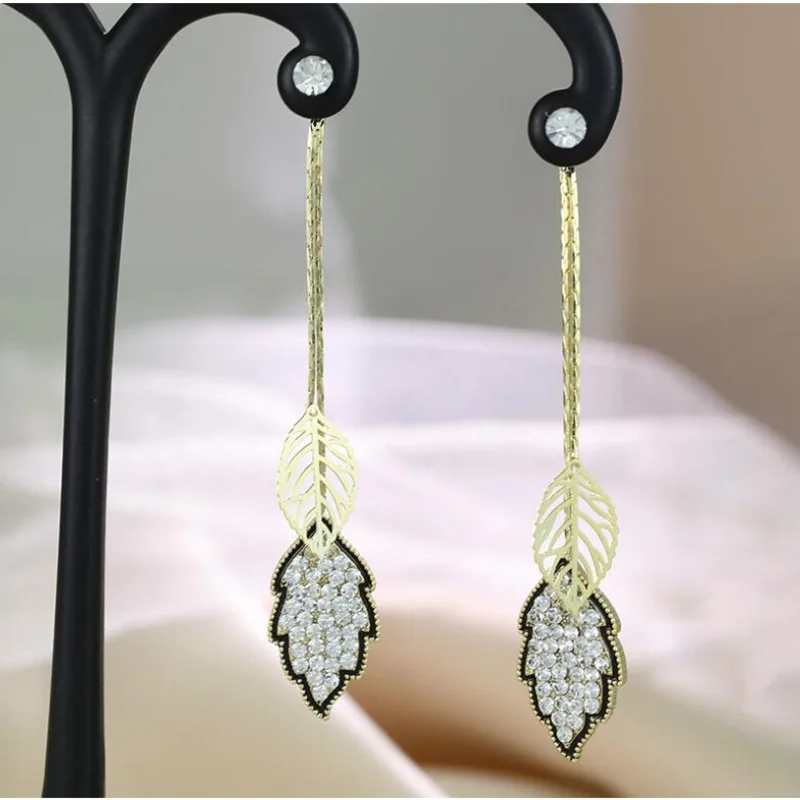 

Tassel Leaf Drop Dangle Earrings for Women Charm Rhinestone Long Hanging Earings Fashion Jewelry Double Leaves Pendant Bijoux