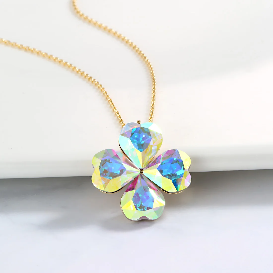 Ожерелье Neoglory с кристаллом в виде 4-листьев клевера для женщин золотые Элегантные