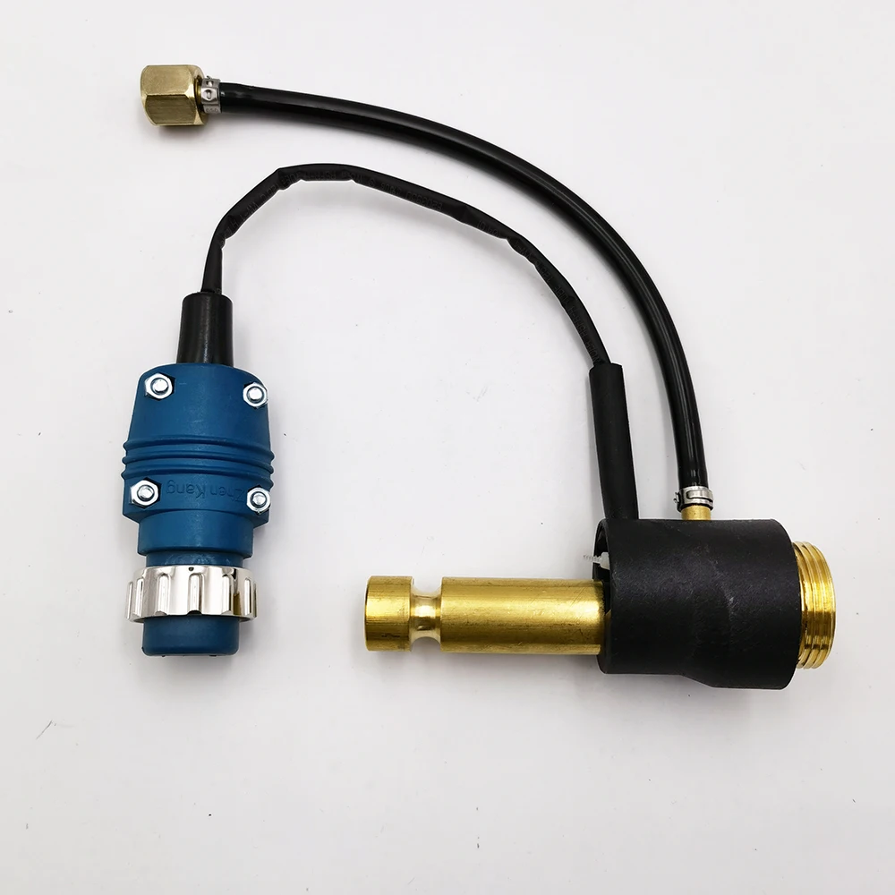 

Adaptor from Panasonic joint PANA interface to European style EURO connection for welding torch connector