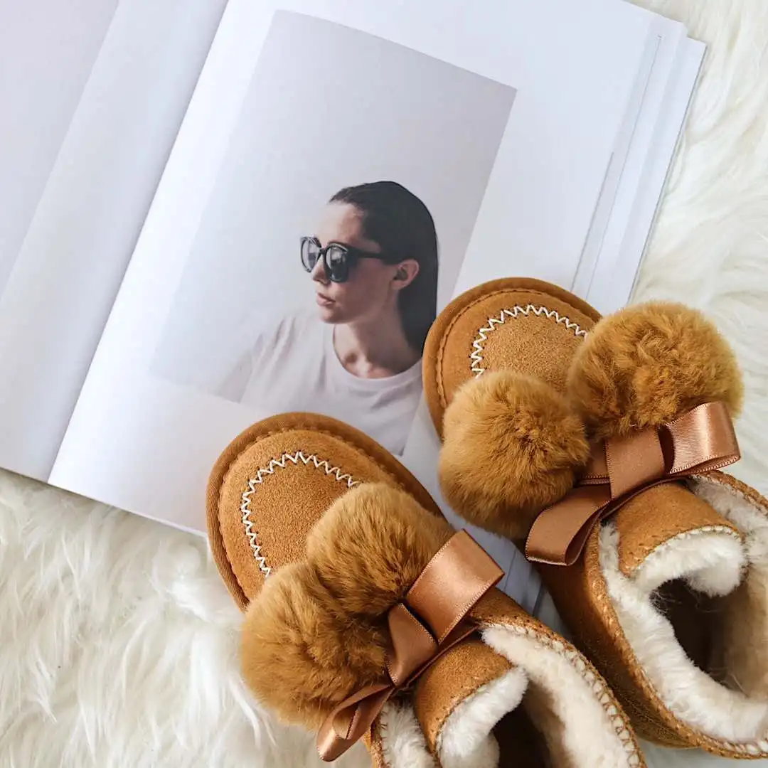 

Children Winter Snow Boots with Fur Ball Girls Cow Genuine Leather Shoes With Faux Fur Toddler Girl Boots