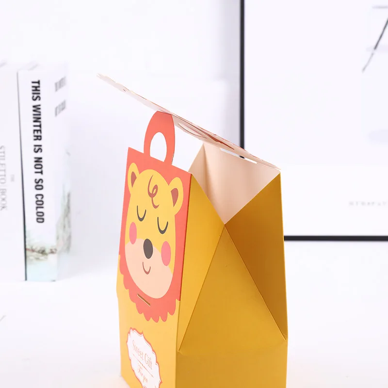 1/5/10PCS Animals Bags Treat Kids or Guests Dragee Gift Bag with Handle Jungle Safari Box Candy Packing Birthday Party Favors images - 6