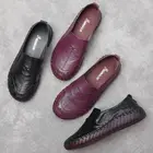Туфли женские из натуральной кожи на плоской подошве, лоферы, Мокасины, натуральная фиолетовая обувь, белые, черные, большие размеры 42