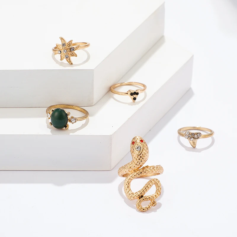 Набор Колец Tocona 5 шт./компл. Змея с зелеными овальными кристаллами бриллиантовые