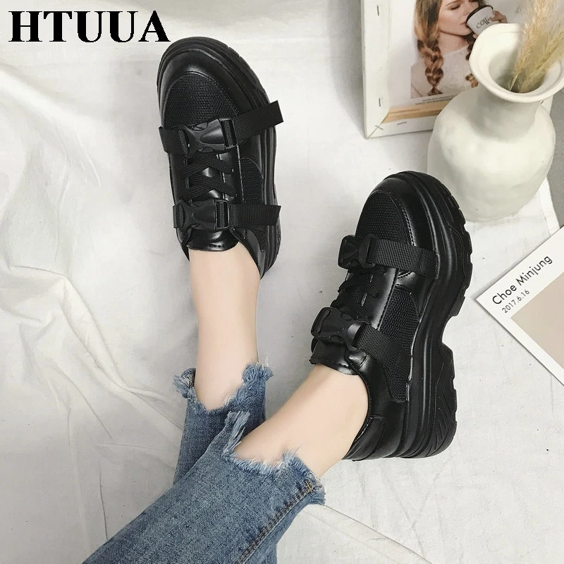 HTUUA/модные кроссовки на плоской платформе с дышащей сеткой; женская обувь из Вулканизированной Ткани; Цвет черный, белый; повседневная обувь на толстой мягкой подошве; SX2290