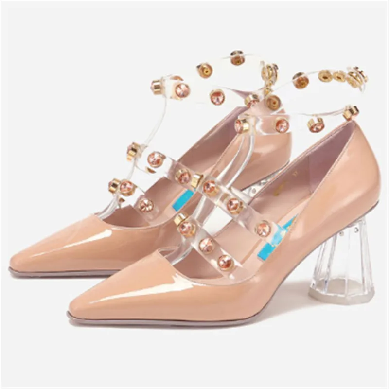 Новинка весенне-летние туфли на высоком каблуке с острым закрытым носком