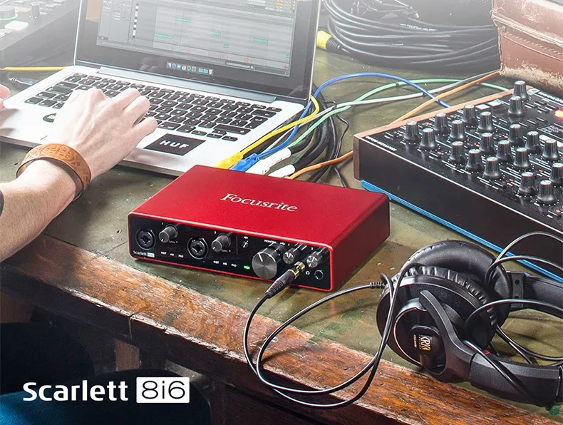Focusrite Scarlett 8i6 3rd Gen 8 дюймов/6 Внешний USB Запись Звуковая карта аранжировщик электрогитары аудио-интерфейс