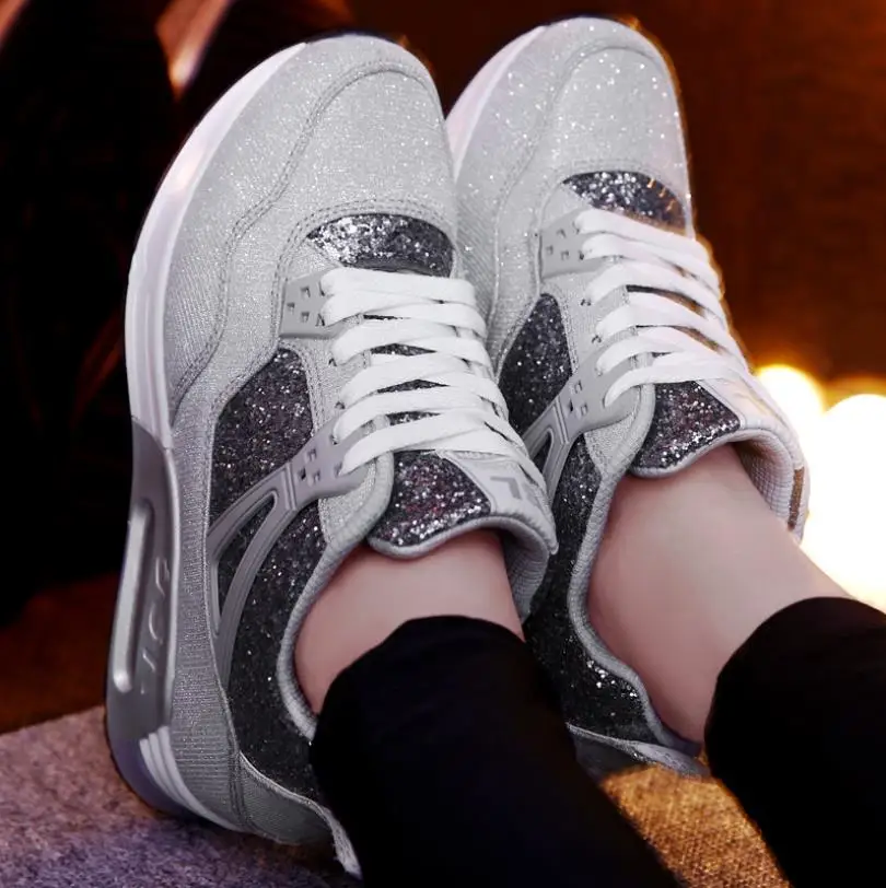 Повседневная женская обувь дышащая на толстой подошве увеличивающие рост