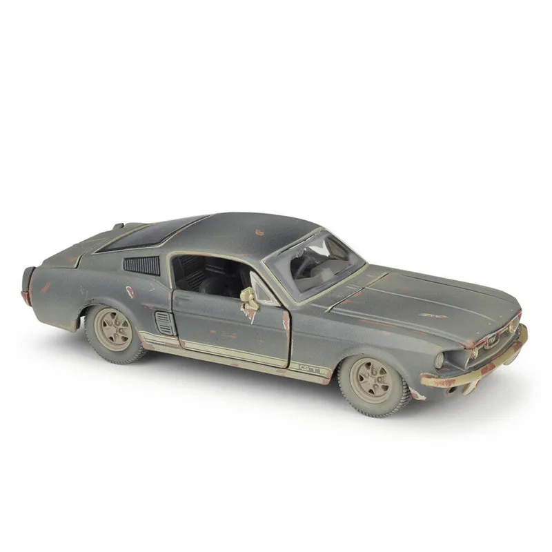 

Maisto 1:24 старые друзья 1967 Ford Mustang GT металлическая роскошная модель автомобиля под давлением, модель автомобиля, коллекция игрушек, подарок на ...