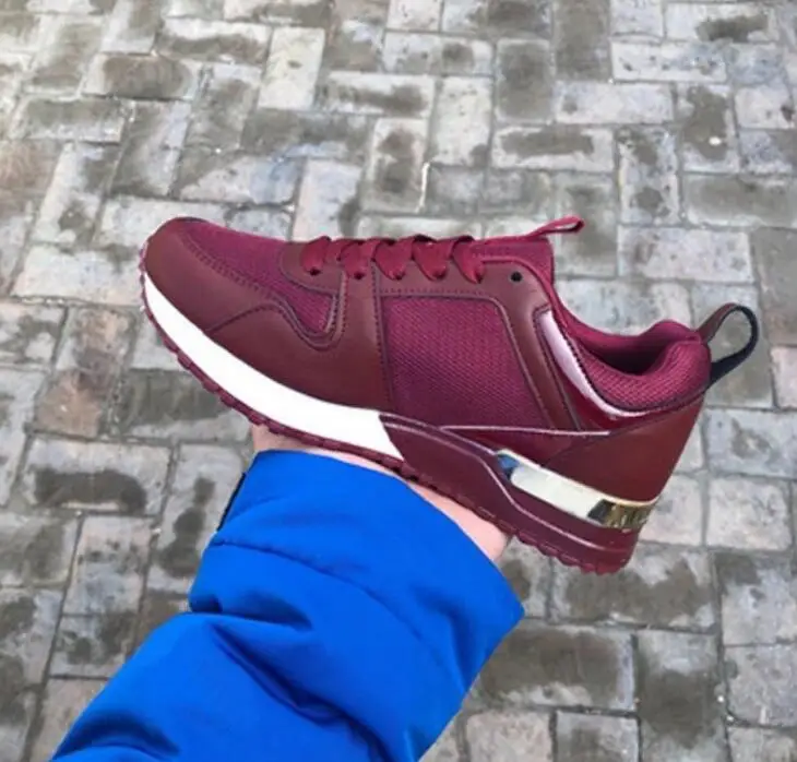 

Fashion Women Lightweight Sneakers Vulcanize Shoes Outdoor Sport Shoes Breathable Mesh Comfort Casual Shoes Air Cushion Lace Up